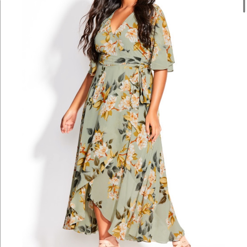 ✨ City Chic Magnolia Floral Maxi Dress ✨